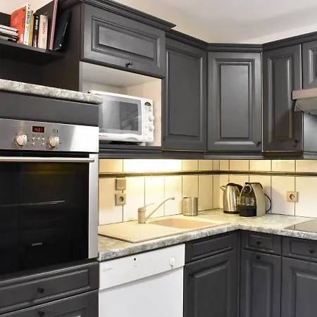 Cosy 2 Chambres, Proche Commodites Et Pistes, Balcon Sud, Parking, Piscine Ete - Fr-1-180-382